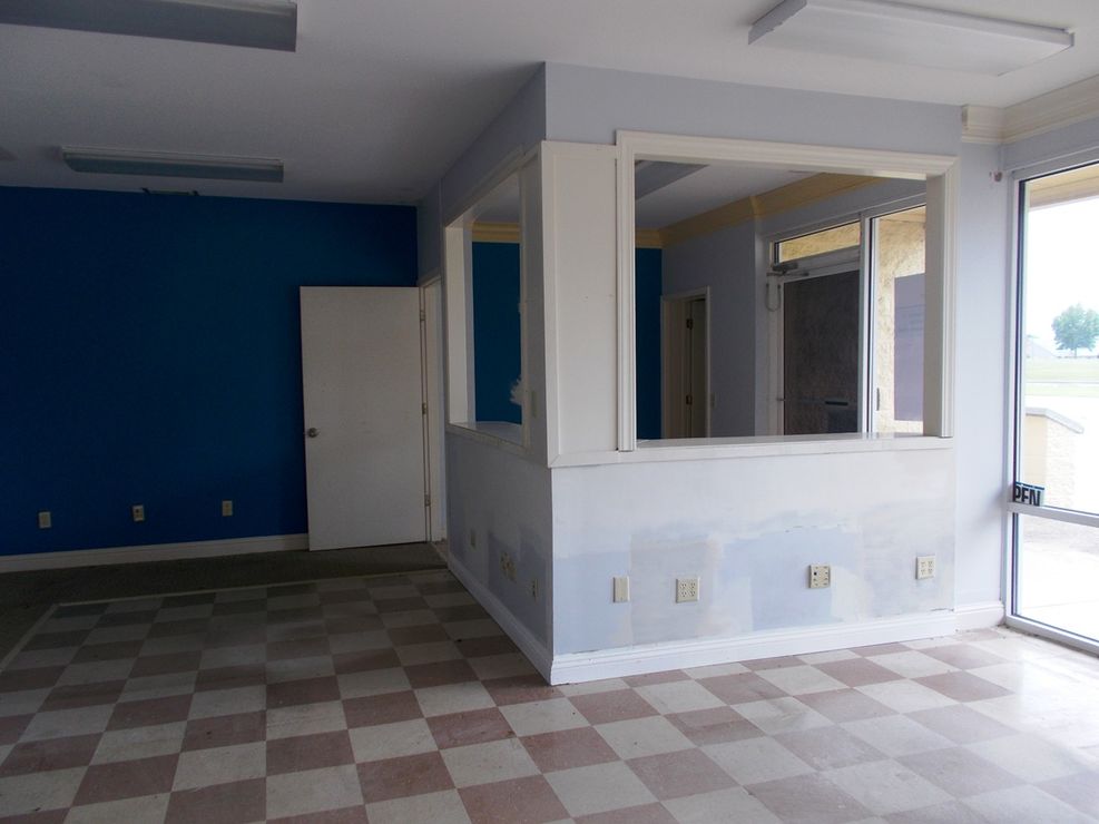 Photo-1 of 1512 Cuba Rd, Mayfield, KY 42066