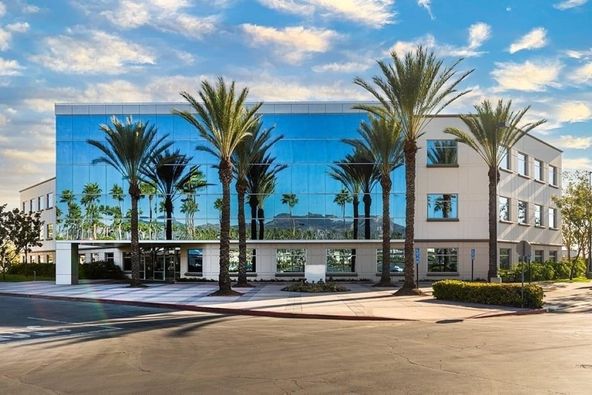 Premier Workspaces - 26632 Towne Centre Dr Ste 300 PMB Fhr, Foothill ...