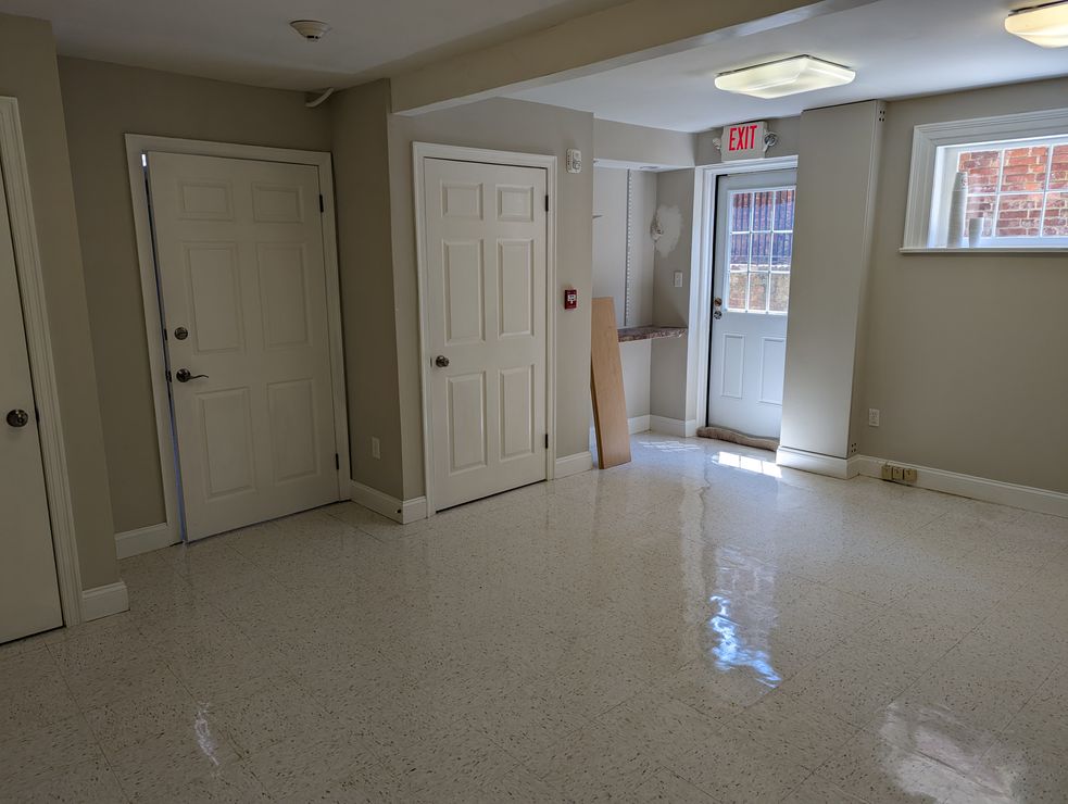 2121 Decatur Pl NW, Washington, DC 20008